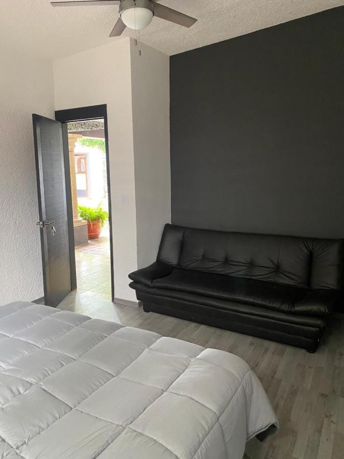 Bed & Tennis - Vista Hermosa Homestay *